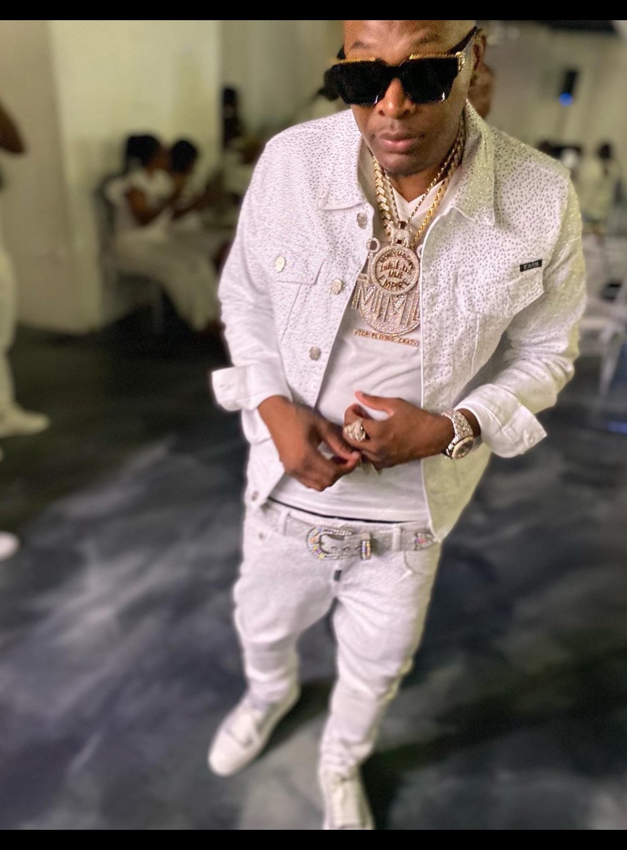 KASH DIAMOND COLLECTION-WHITE DENIM JACKET WITH CLEAR CRYSTALS